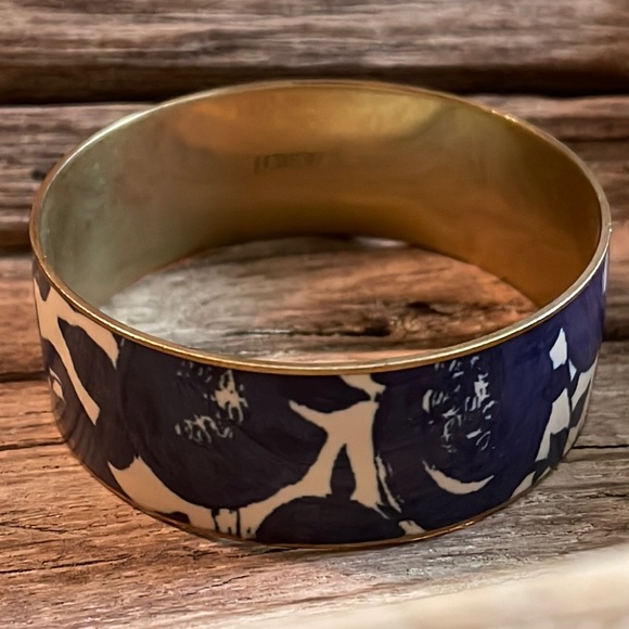 J. Crew Jewelry - J. Crew Purple Ivory Flower Enamel Goldtone Bangle Bracelet